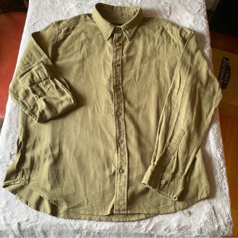 Frye Men's Olive Green Button-Up Shirt size XL flannel